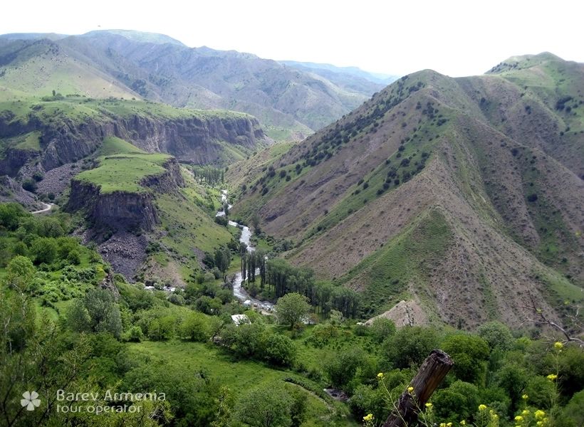 Sightseeing tour to Garni and Geghard from Yerevan | Barev Armenia