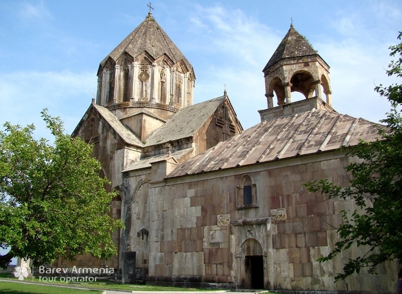 Barev in armenian
