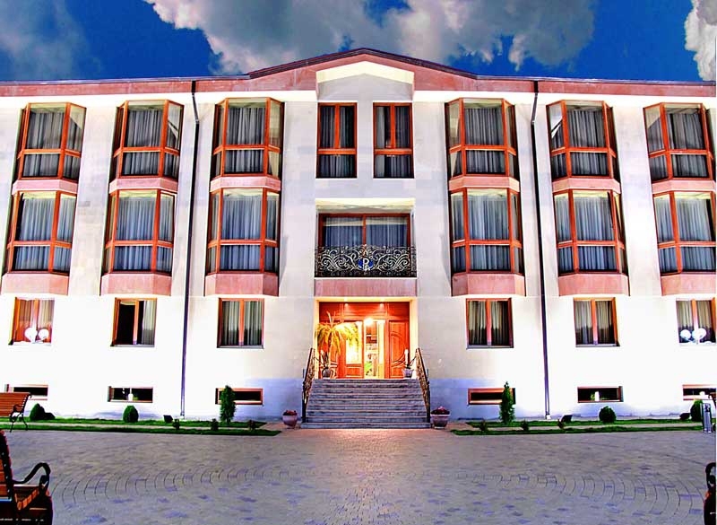 Russia Hotel Tsaghkadzor Hotels Barev Armenia Tours - 