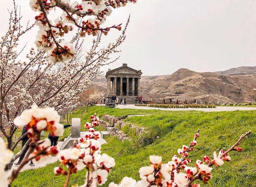 Sightseeing tour to Garni and Geghard from Yerevan | Barev Armenia